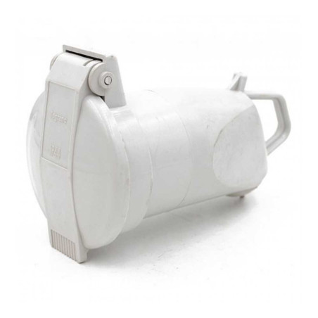  Prolongateur étanche 20a - 3p+n+t Legrand LEGRAND - Sanifer Tamatave