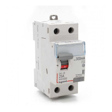  Interrupteur différentiel dx³ ? 2 pôles 230v~ 25a 300ma - 2 modules Legrand LEGRAND - Sanifer Tamatave