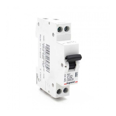  Rx3 disjoncteur unipolaire + neutre 32 a courbe c Legrand LEGRAND - Sanifer Tamatave