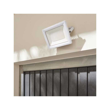  Projecteur à  fixer extérieur module led yonkers  6750 lm blanc Inspire INSPIRE - Sanifer Tamatave