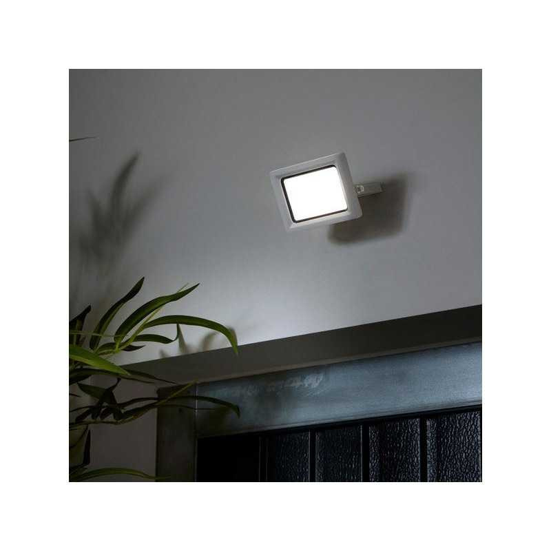  Projecteur à  fixer à  détection module led 2700 lm blanc yonkers INSPIRE - Sanifer Tamatave
